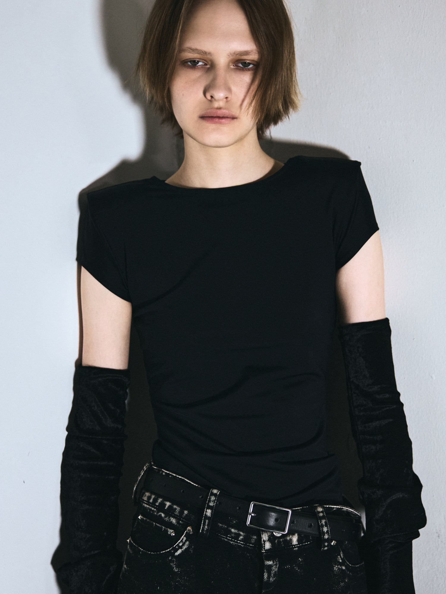 Shoulder pad mini sleeve tops