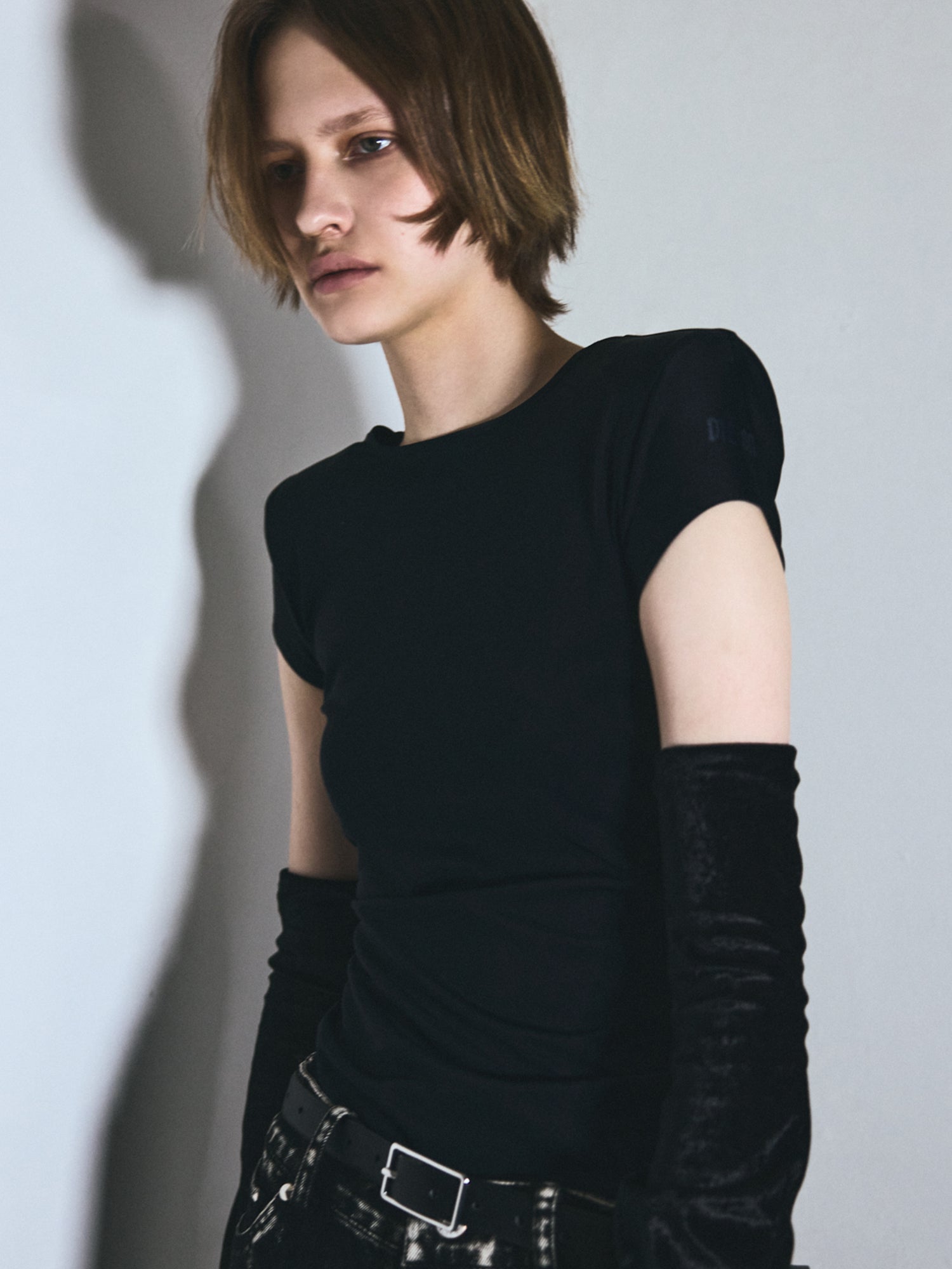 Shoulder pad mini sleeve tops