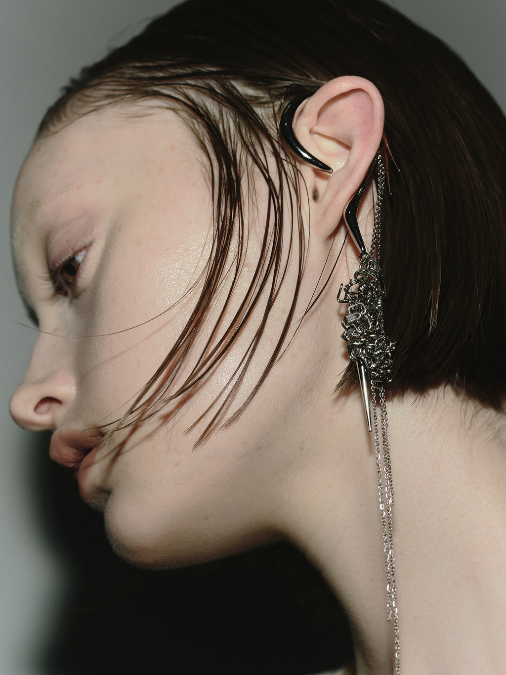 Enlace Hook Ear Cuff