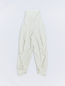 Knees Back Tuck Pants Jumpsuit