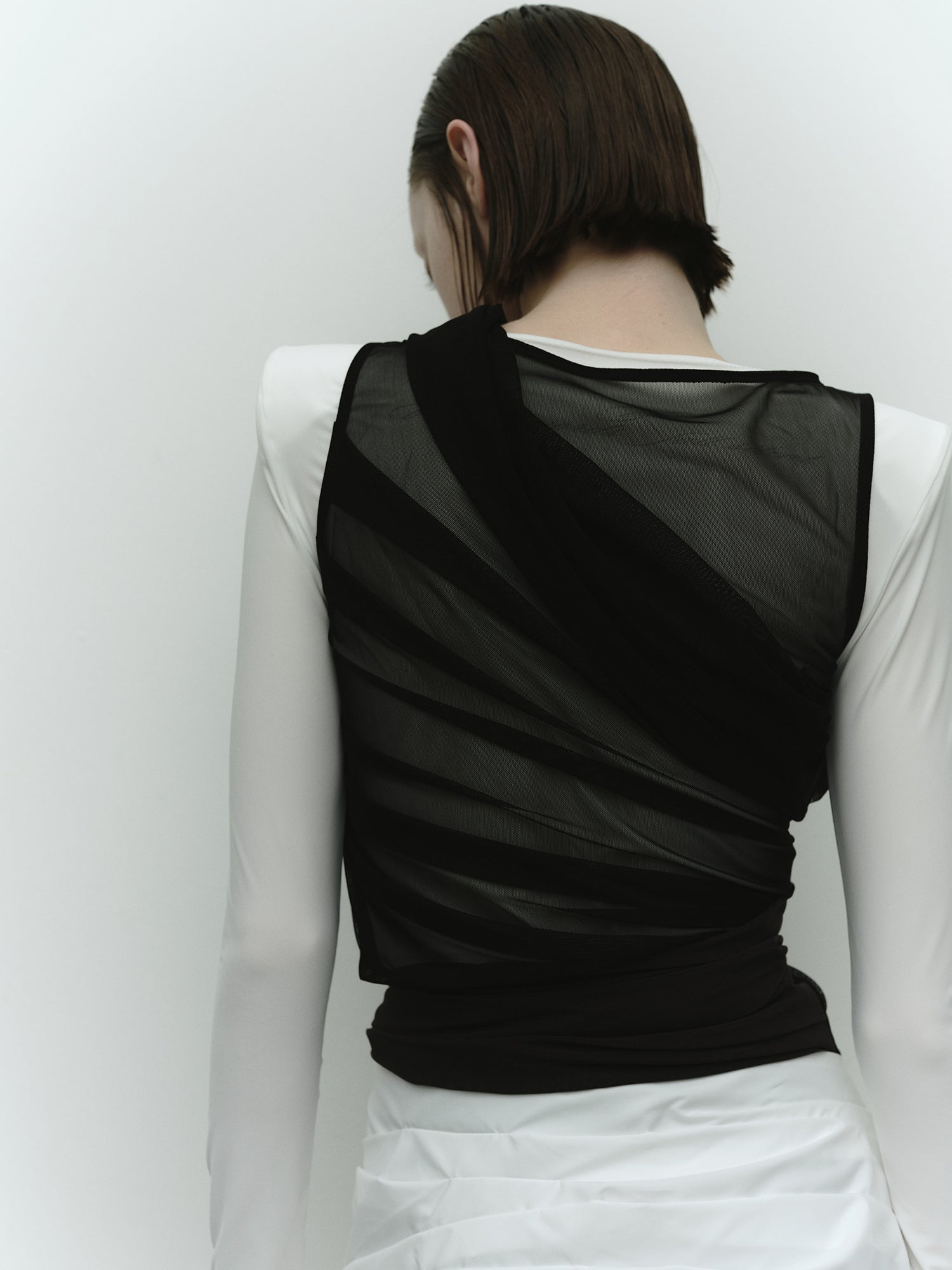 YUU Sheer Top / Black