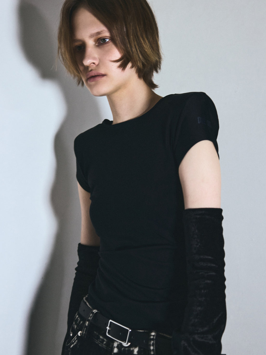 Shoulder pad mini sleeve tops