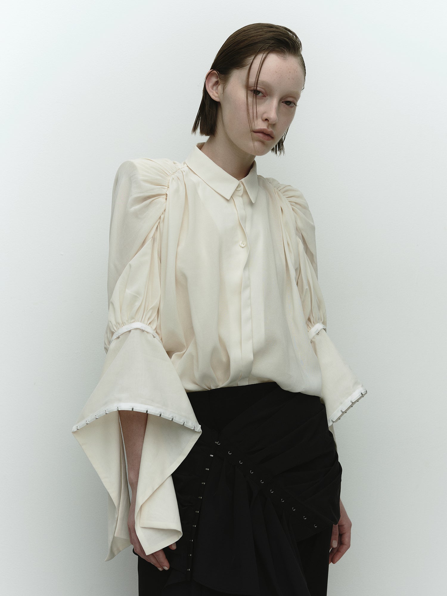 Bound Cuff Shirt / White