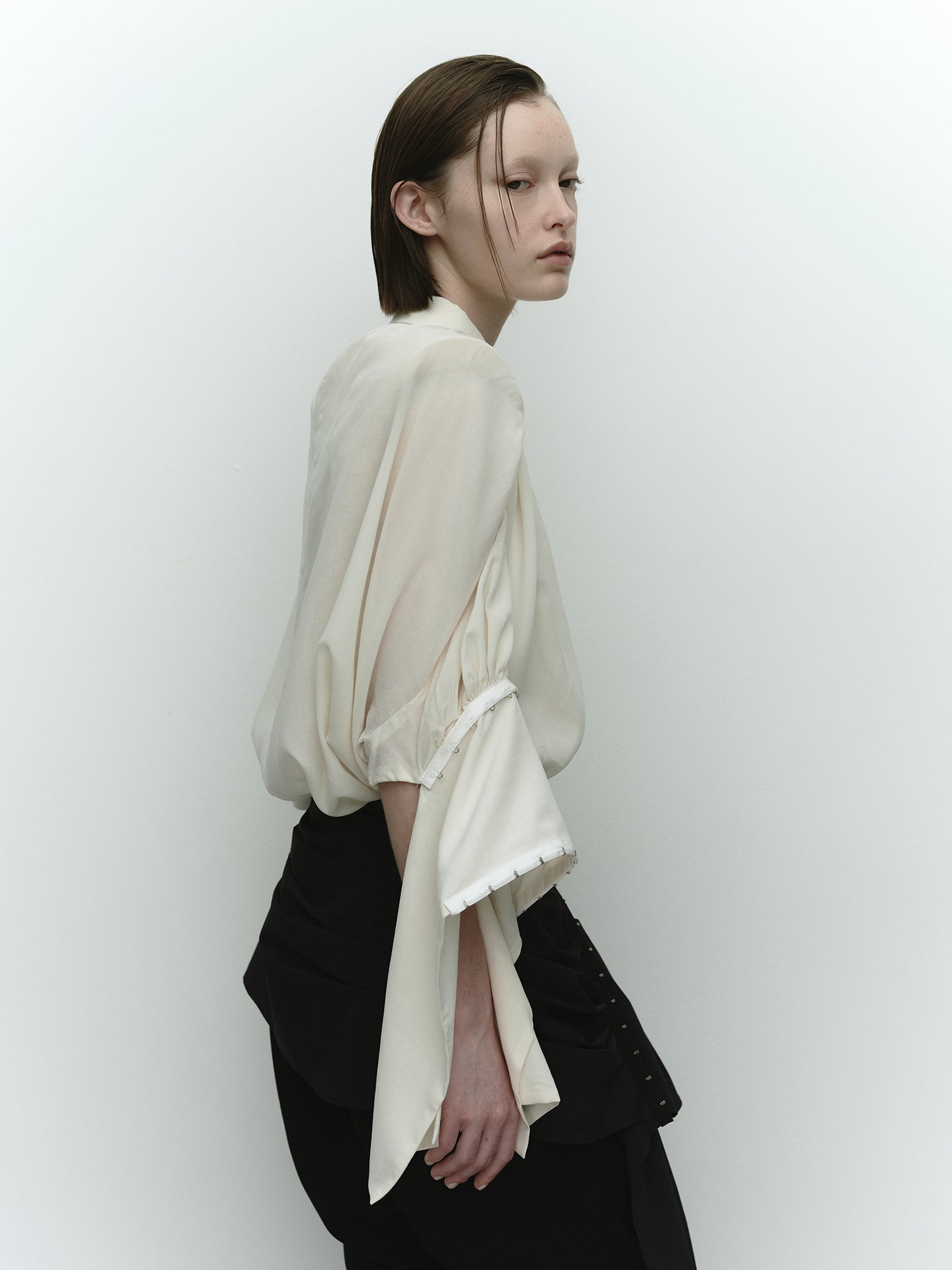 Bound Cuff Shirt / White